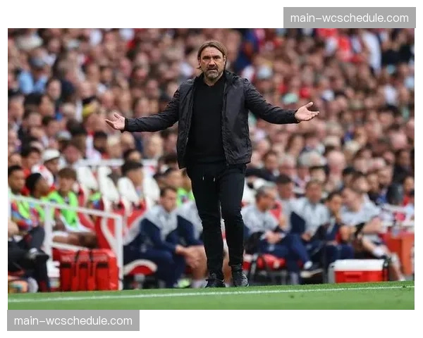 争议：部分主帅认为，现行规则对定位球进攻方过于有利