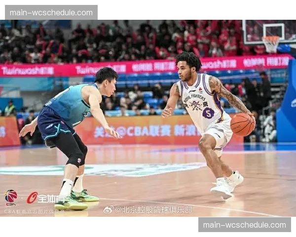 从连败到连胜:北控男篮如何通过调整防守策略走出低谷? 从连败到连胜:北控男篮如何通过调整防守策略走出低谷?